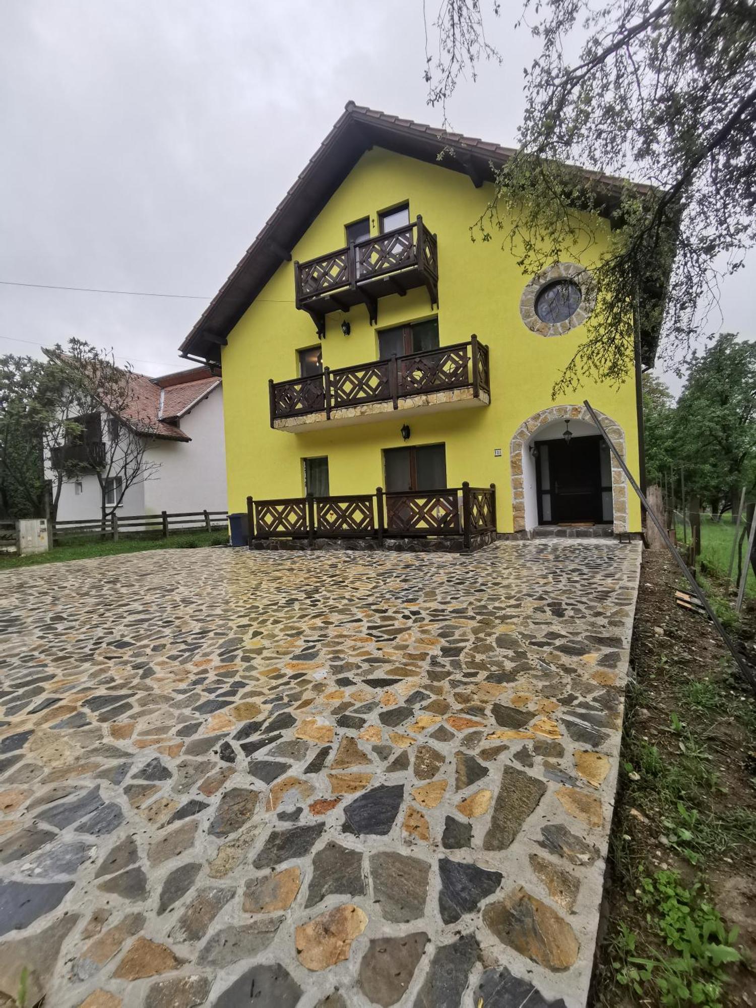 Yellow House Bran  Zewnętrze zdjęcie