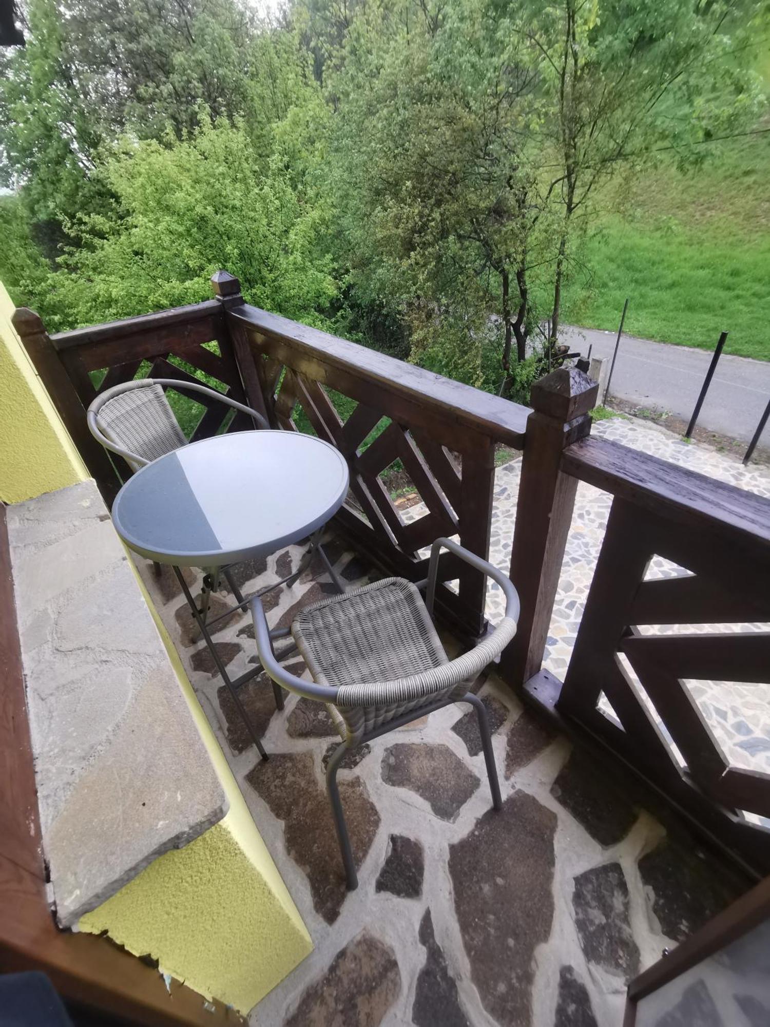 Yellow House Bran  Pokój zdjęcie